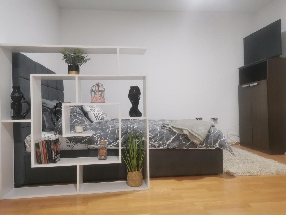Amabilis Apartment บันยาลูกา ภายนอก รูปภาพ