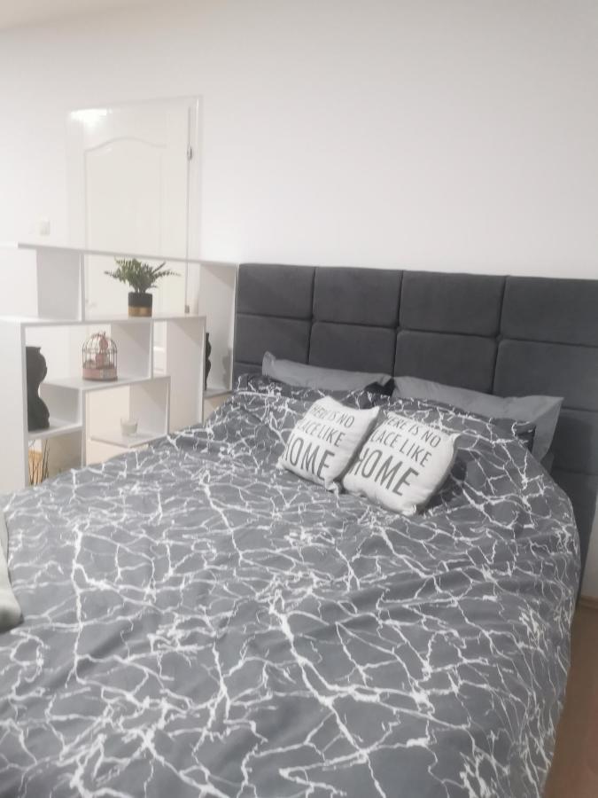 Amabilis Apartment บันยาลูกา ภายนอก รูปภาพ